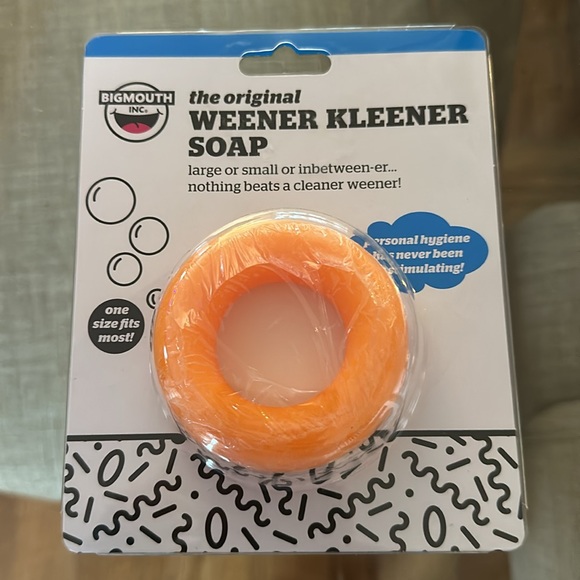 Gag gift: Weener cleaner + toilet paper - Picture 4 of 5